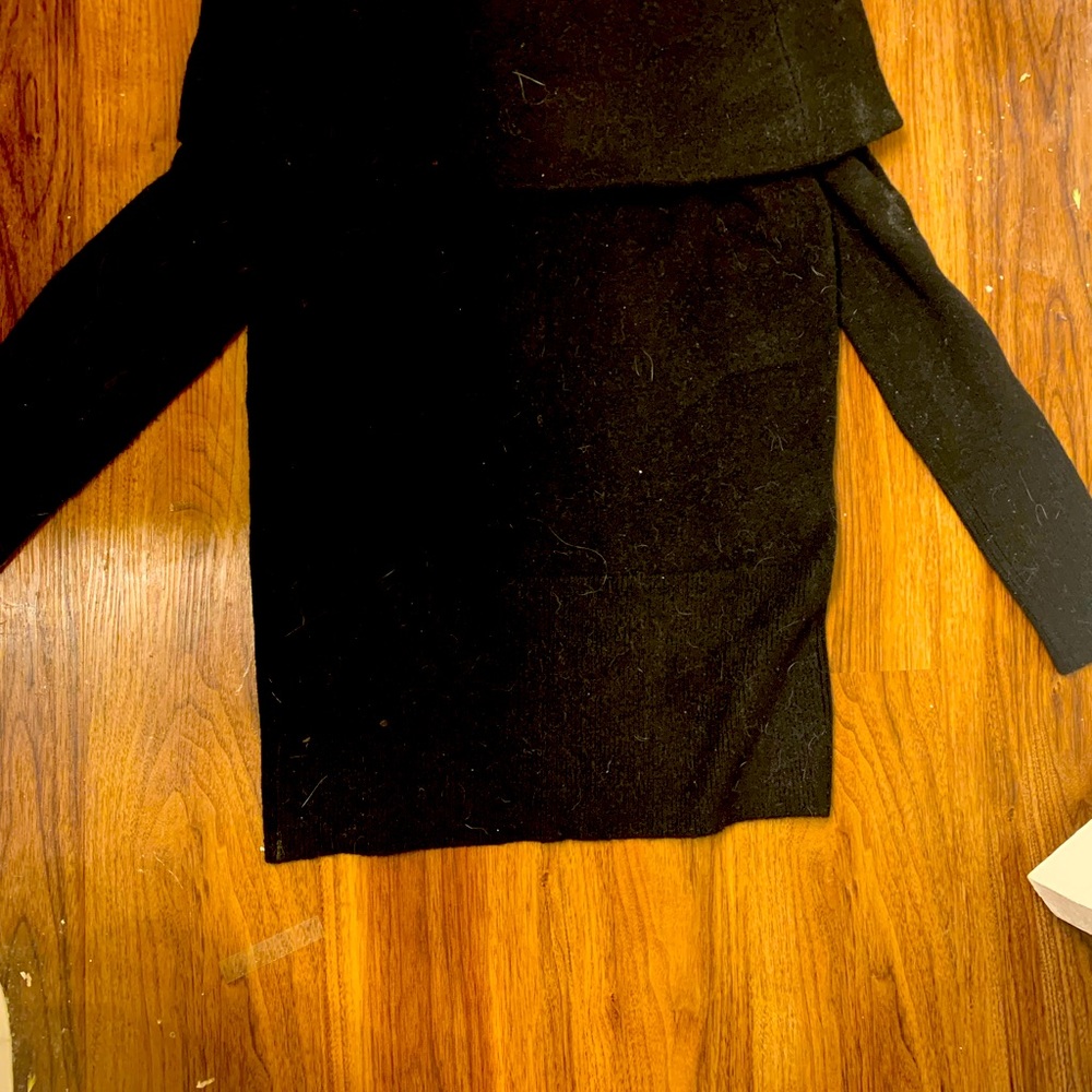 WHBM never been worn. Site XS. Gorgeous piece  in black.
